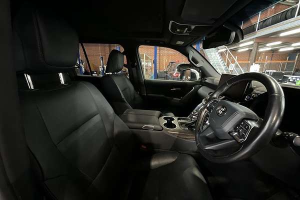 2022 Toyota Landcruiser VX FJA300R
