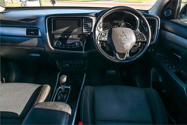 2016 Mitsubishi Outlander LS Safety Pack ZK