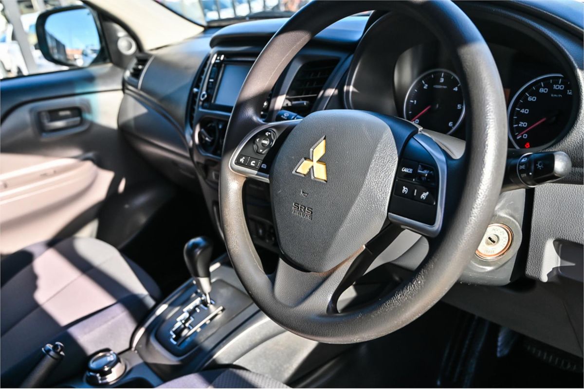 2018 Mitsubishi Triton GLX MQ 4X4