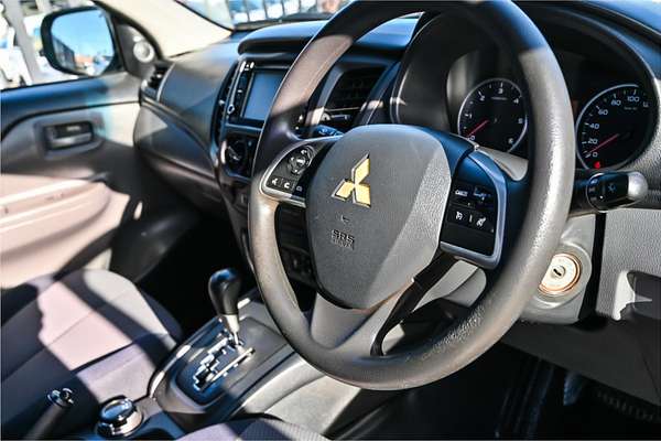 2018 Mitsubishi Triton GLX MQ 4X4