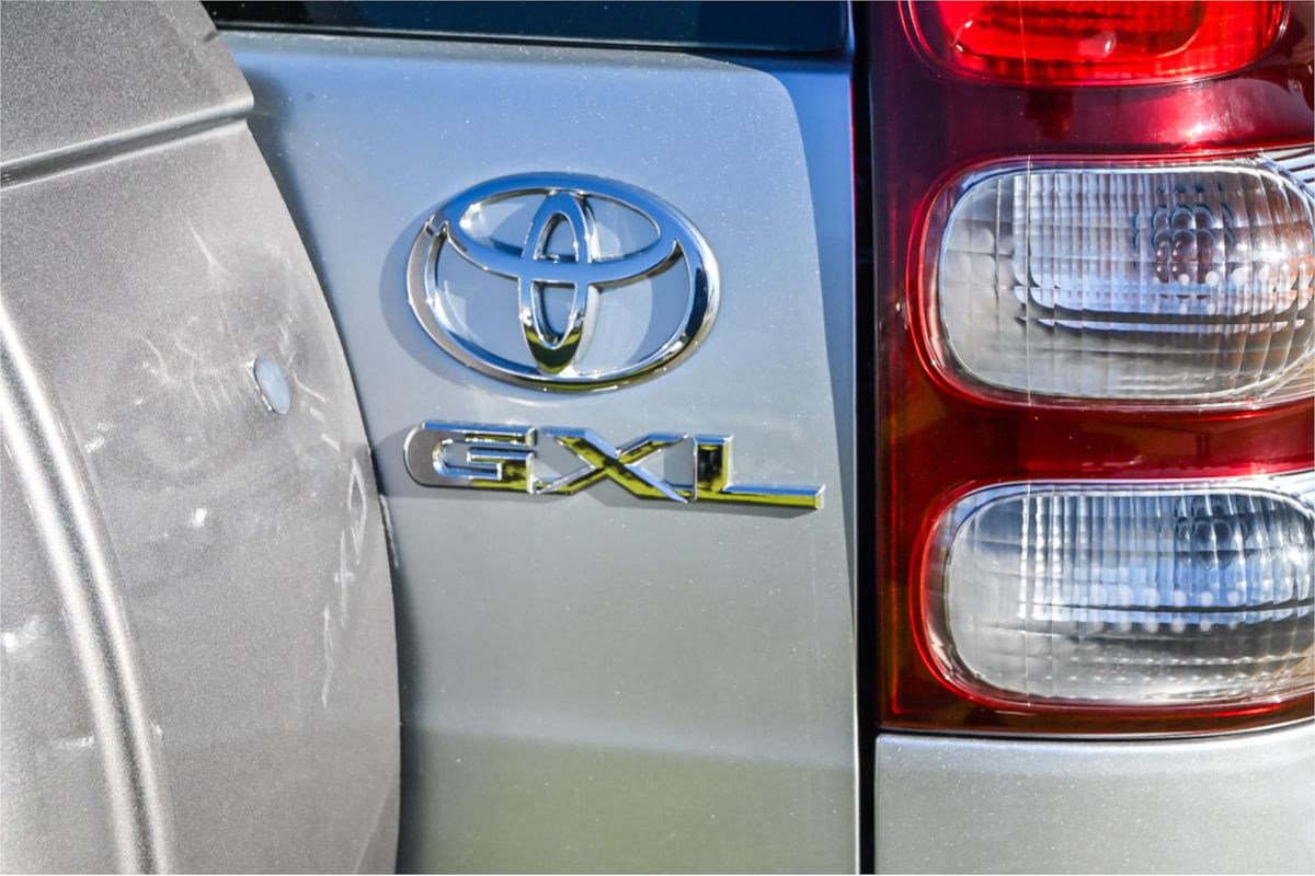 2005 Toyota Landcruiser Prado GXL GRJ120R