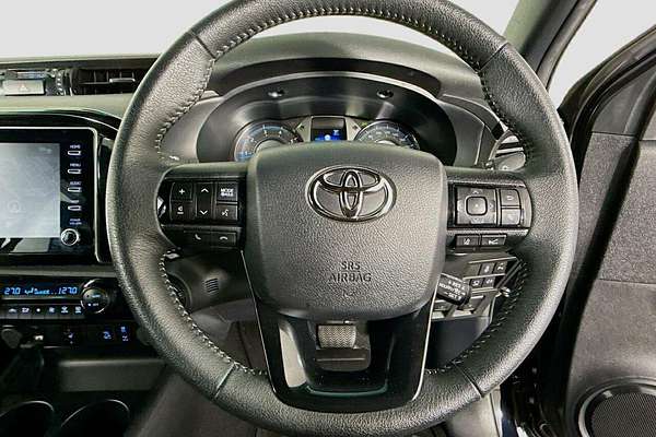 2023 Toyota Hilux HiLux 4x4 2.8L DSL D/C 6AT Rogue GUN126R 4X4