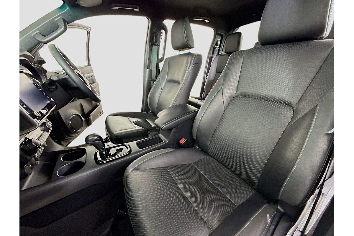 2023 Toyota Hilux HiLux 4x4 2.8L DSL D/C 6AT Rogue GUN126R 4X4
