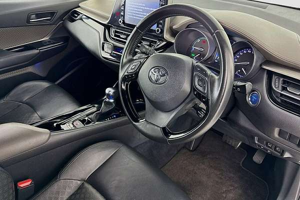 2023 Toyota C-HR Hybrid CHR 2WD Hybrid Hatch CVT Koba ZYX10R