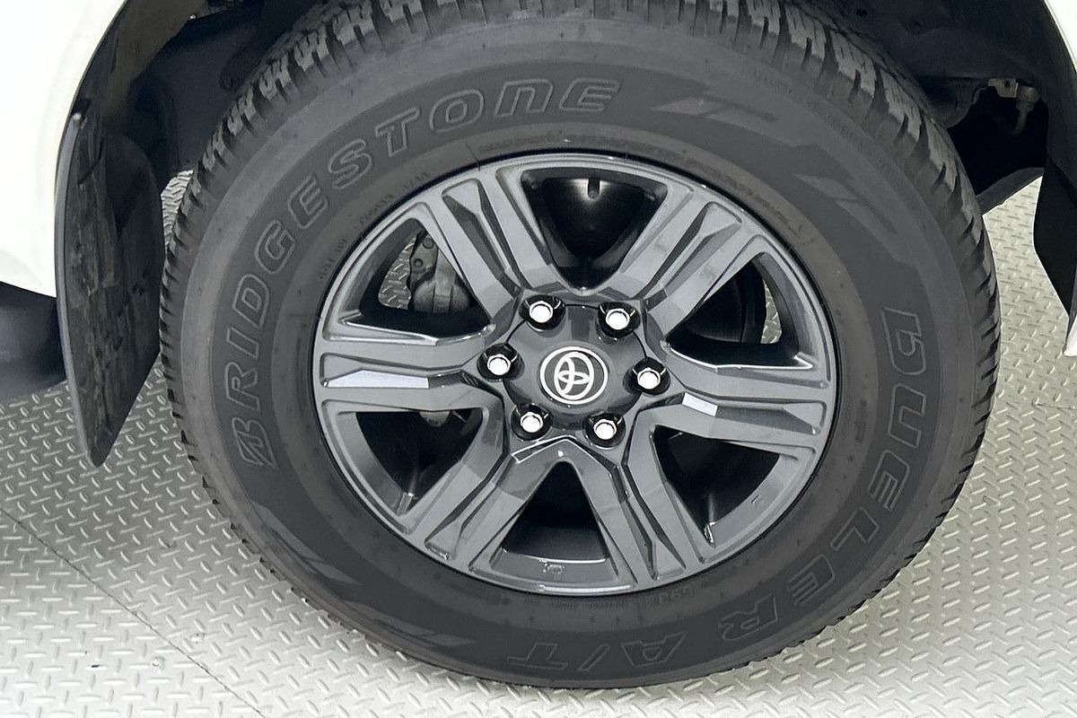 2023 Toyota Hilux SR GUN126R 4X4