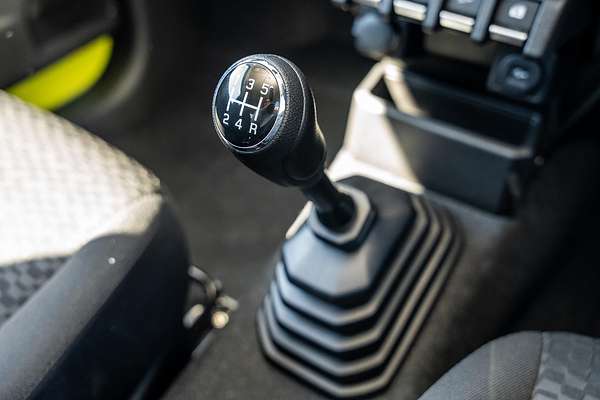 2025 Suzuki Jimny GLX GJ