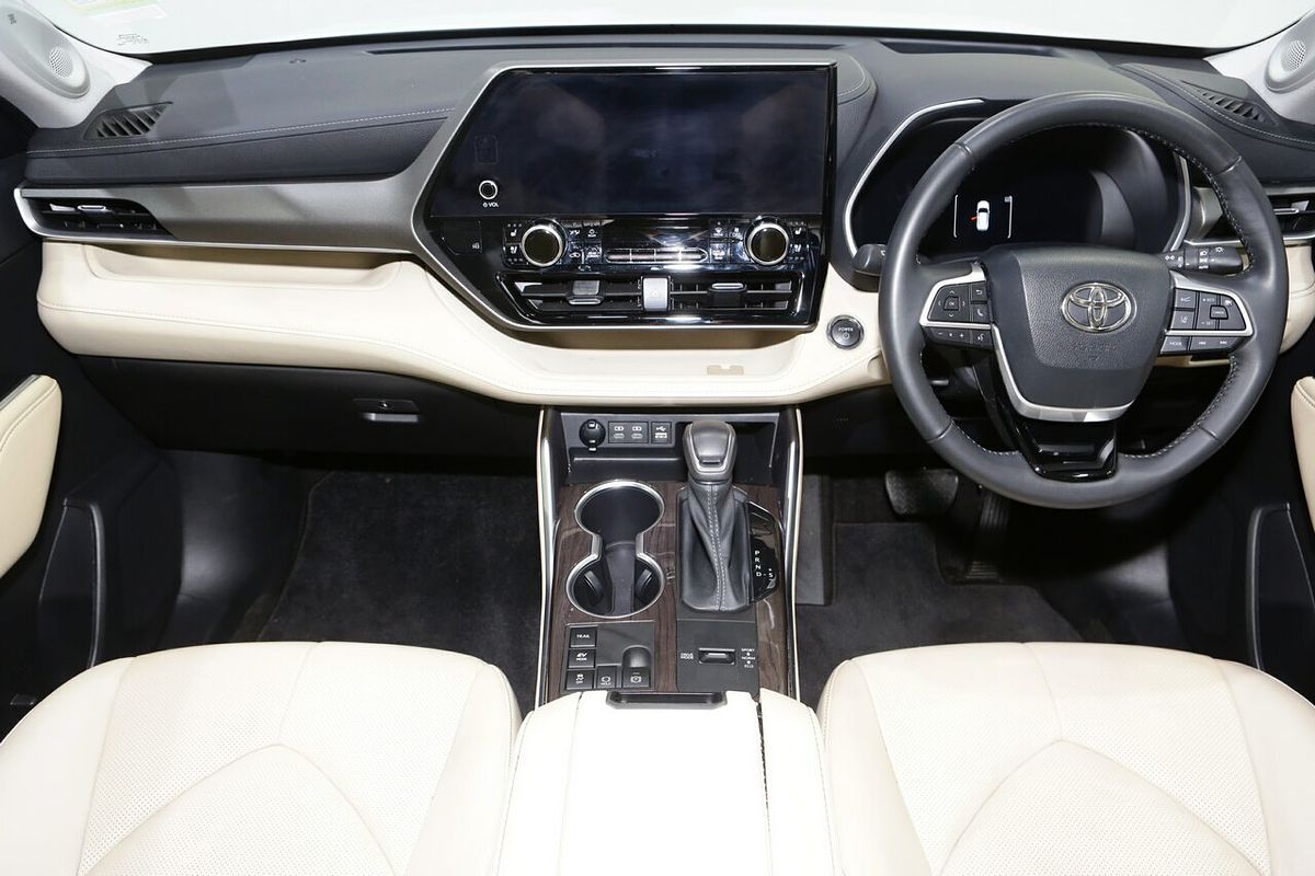 2023 Toyota Kluger Grande AXUH78R