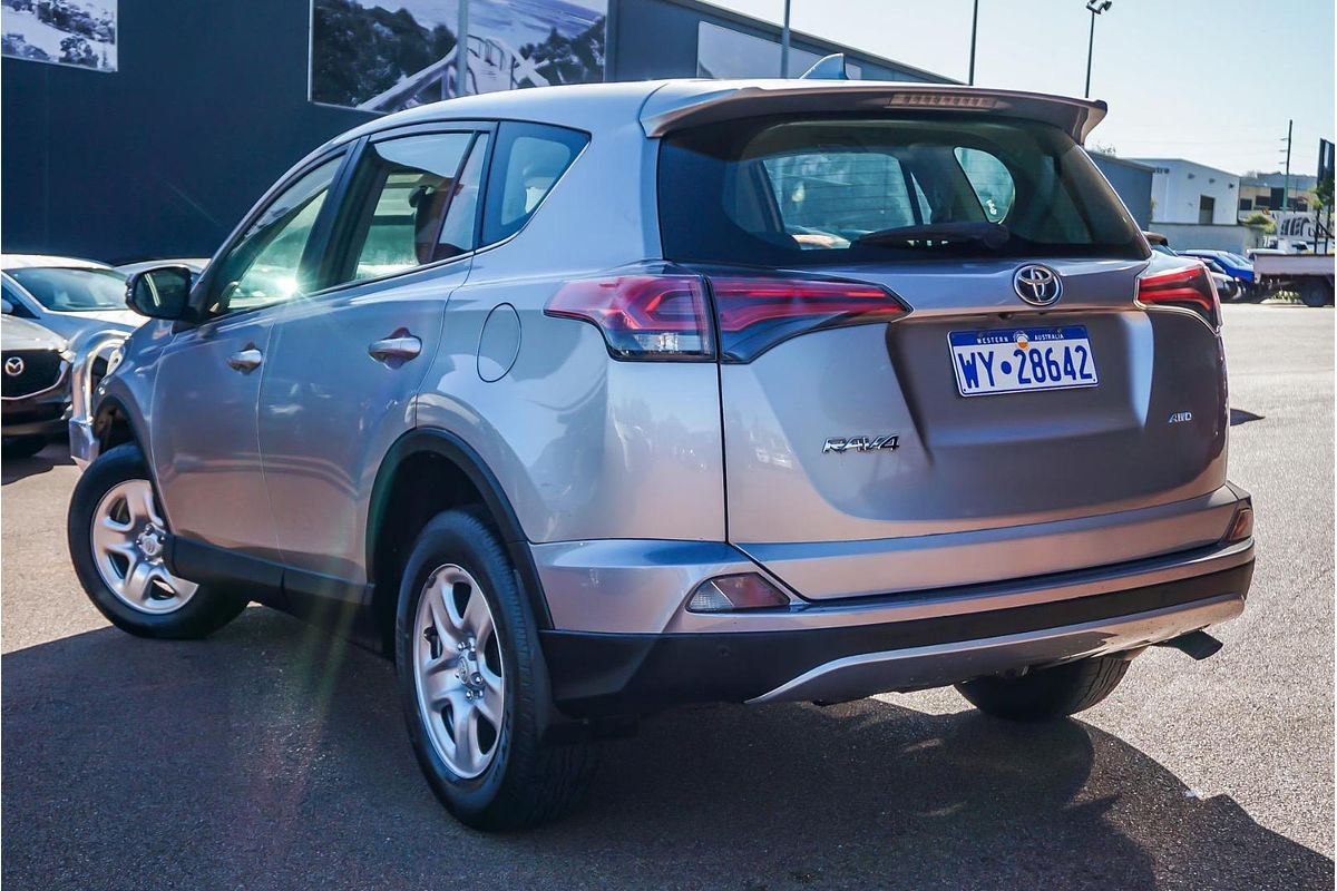 2018 Toyota RAV4 GX ASA44R