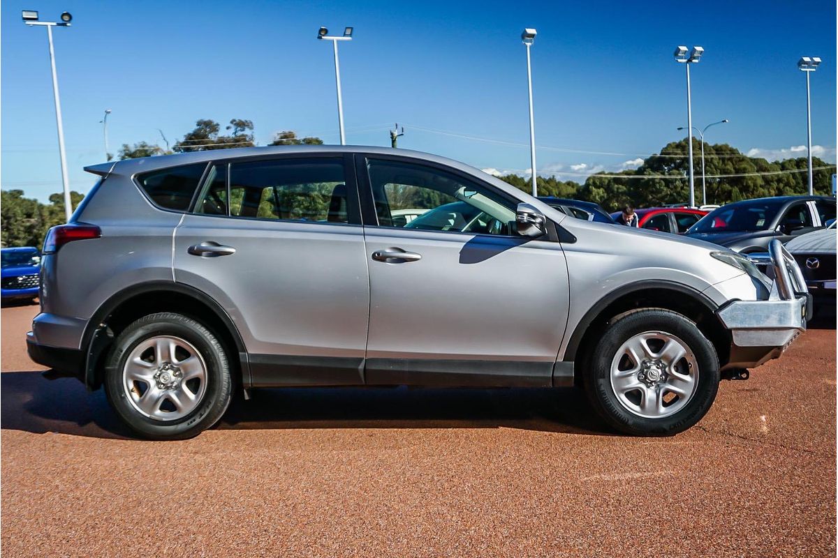 2018 Toyota RAV4 GX ASA44R