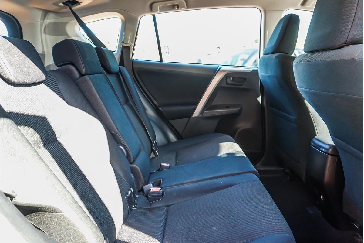 2018 Toyota RAV4 GX ASA44R