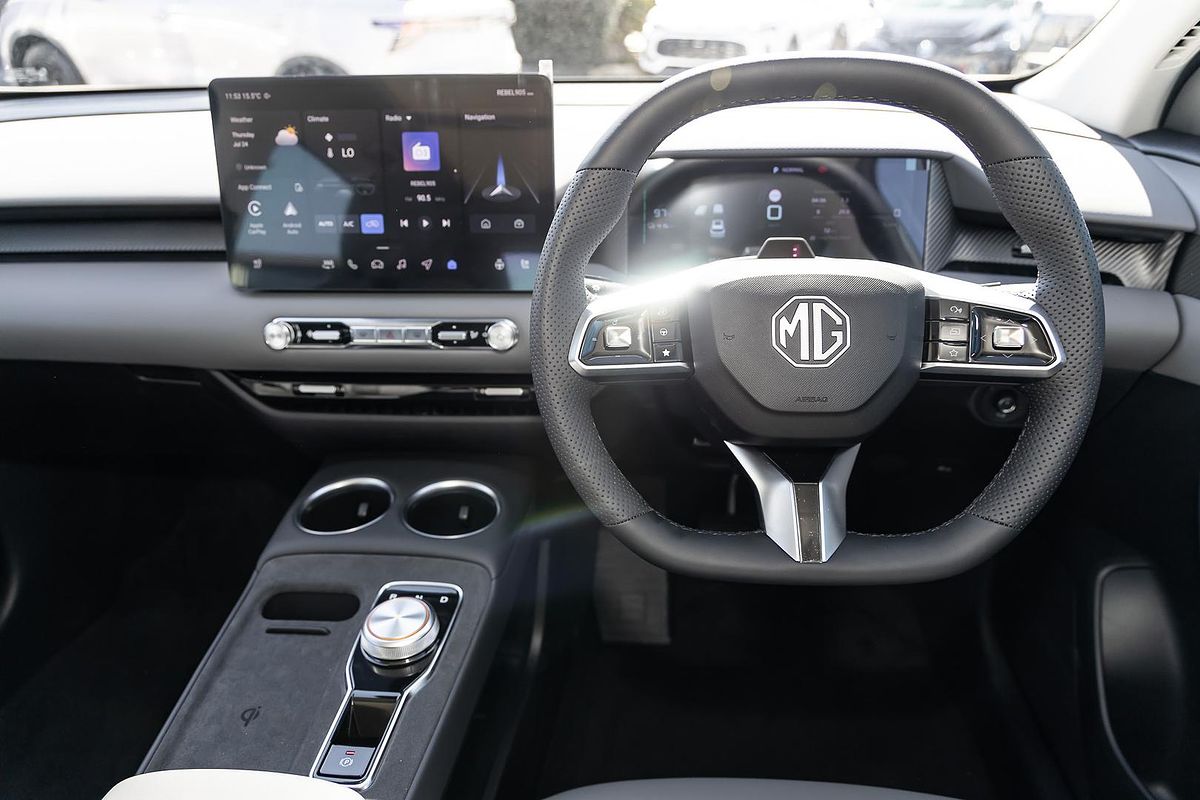 2025 MG MGS5 EV Essence 62 ZS3EM