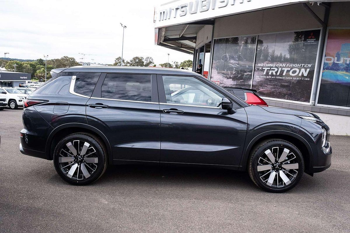 2025 Mitsubishi Outlander Aspire ZM