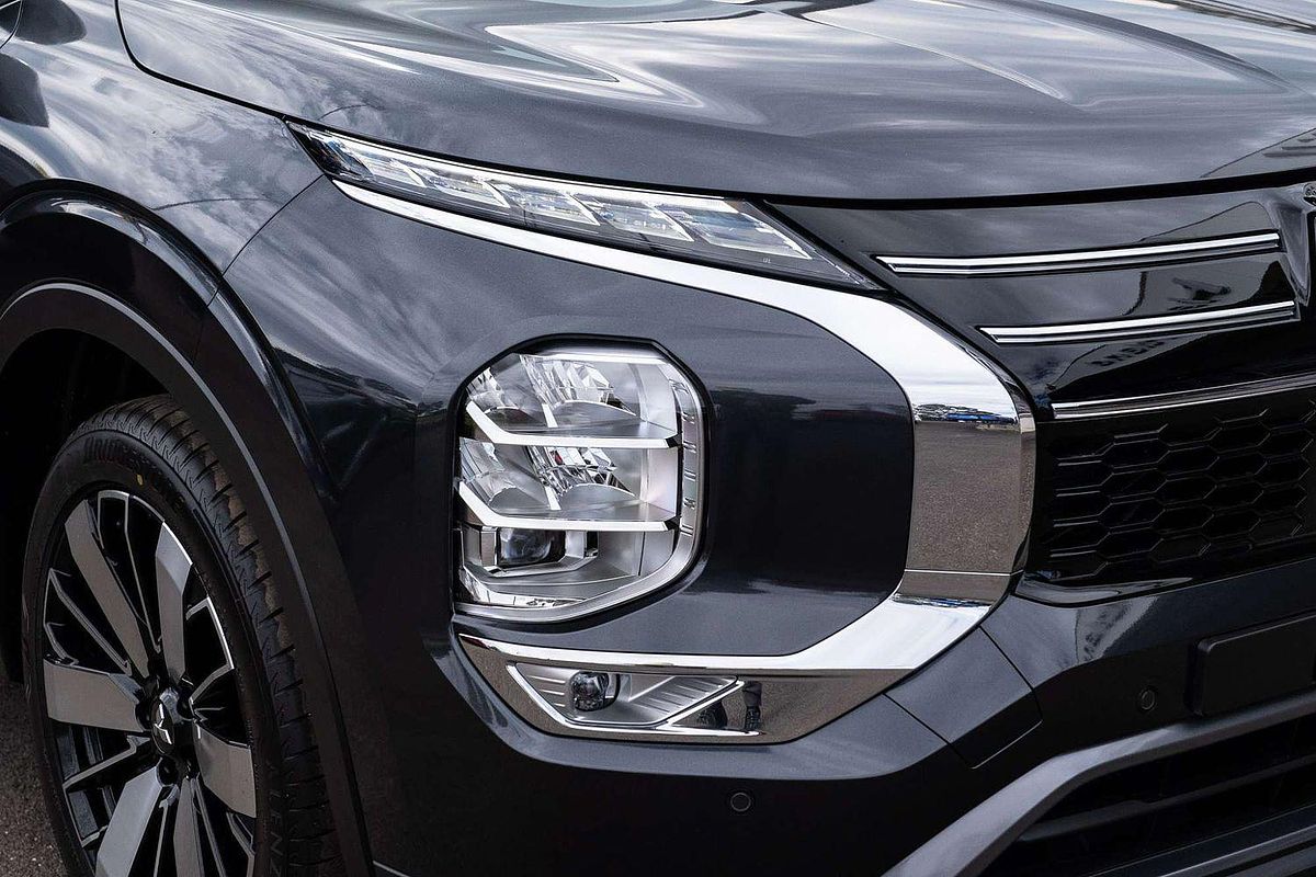 2025 Mitsubishi Outlander Aspire ZM