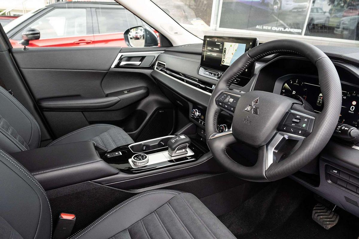 2025 Mitsubishi Outlander Aspire ZM