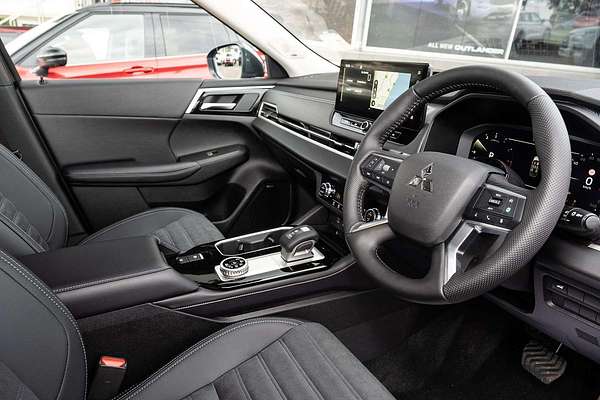 2025 Mitsubishi Outlander Aspire ZM