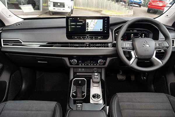 2025 Mitsubishi Outlander Aspire ZM