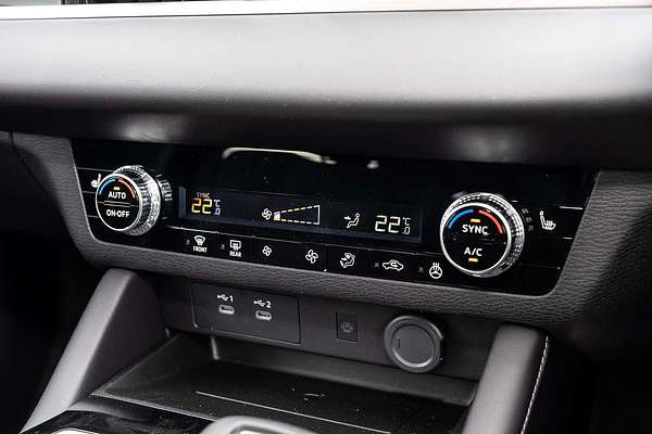 2025 Mitsubishi Outlander Aspire ZM