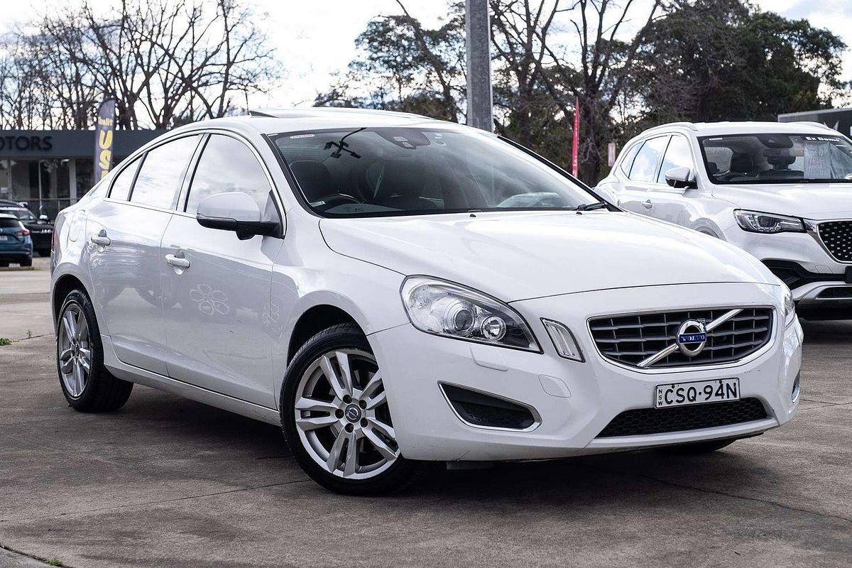 2013 Volvo S60 T5