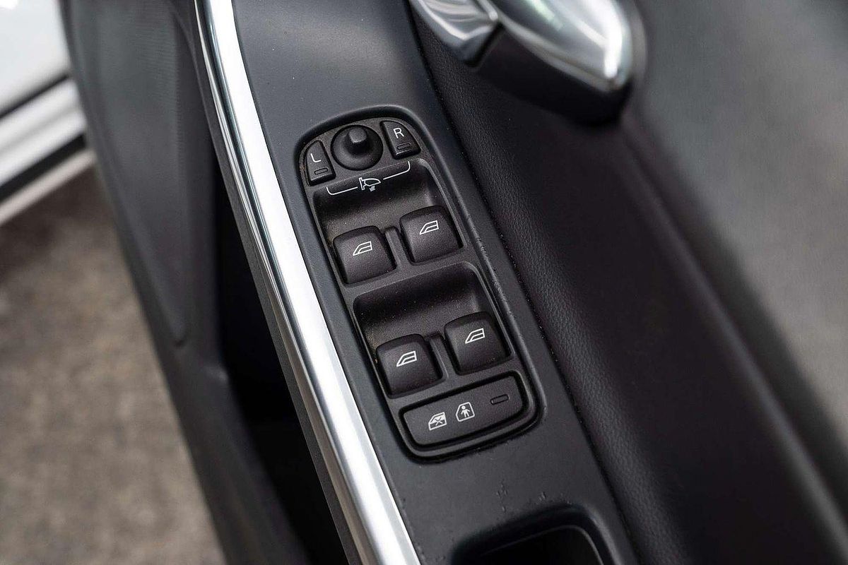 2013 Volvo S60 T5