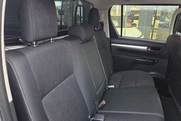 2016 Toyota Hilux SR5 GUN126R 4X4