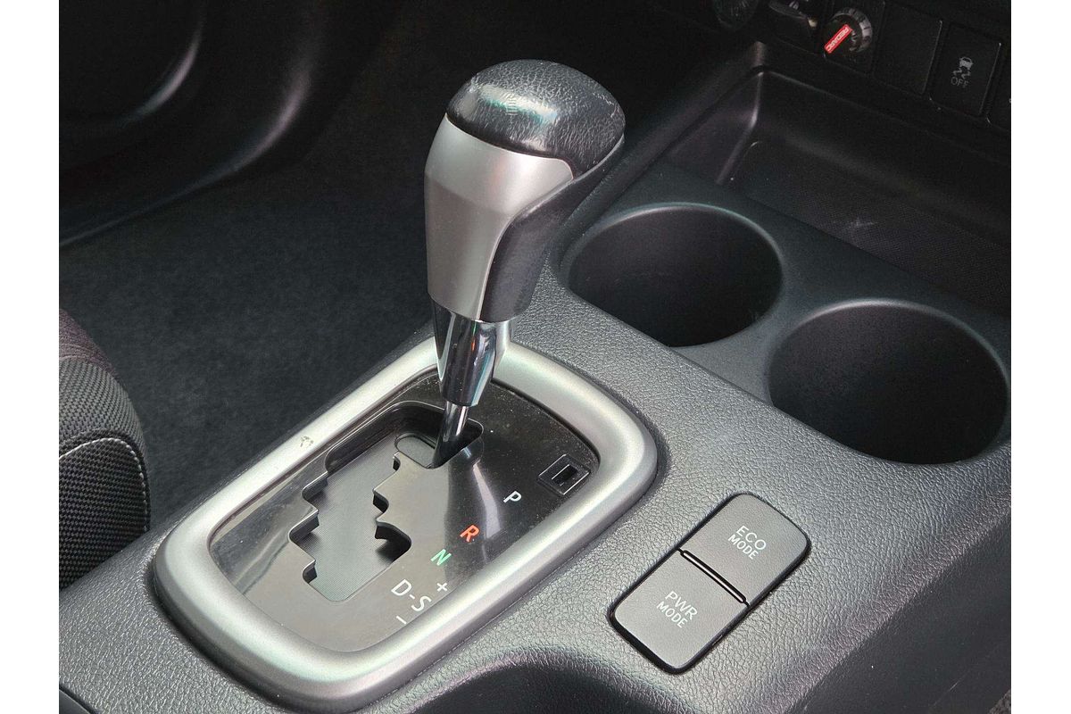 2016 Toyota Hilux SR5 GUN126R 4X4