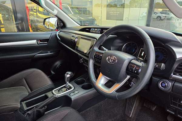 2016 Toyota Hilux SR5 GUN126R 4X4
