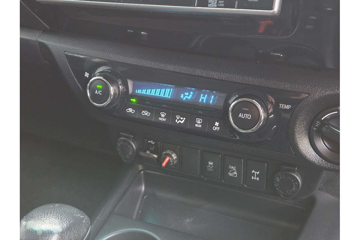 2016 Toyota Hilux SR5 GUN126R 4X4