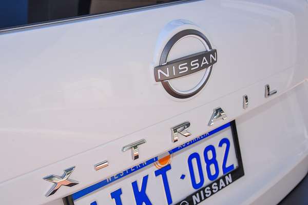 2024 Nissan X-TRAIL ST T33