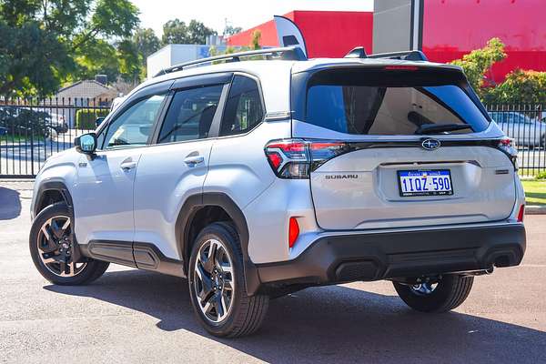 2025 Subaru Forester Hybrid S6