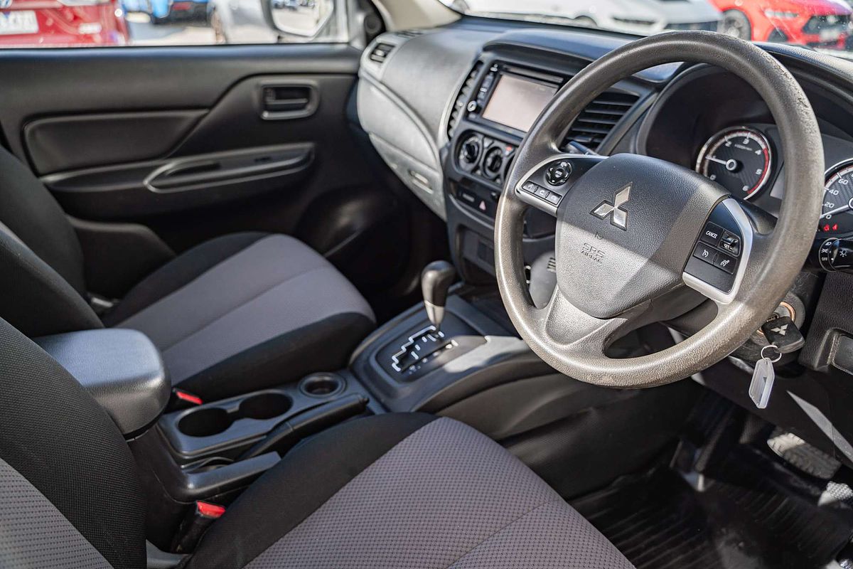 2020 Mitsubishi Triton GLX MR Rear Wheel Drive