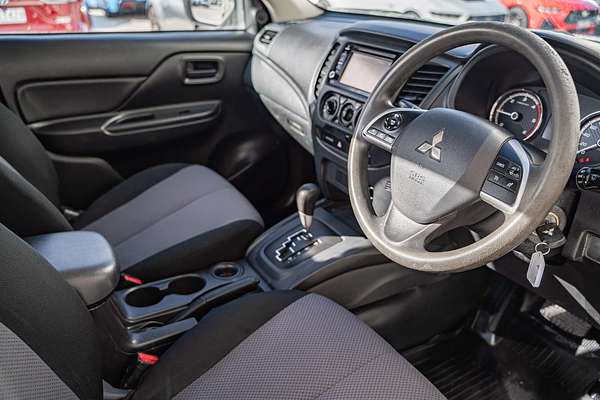 2020 Mitsubishi Triton GLX MR Rear Wheel Drive
