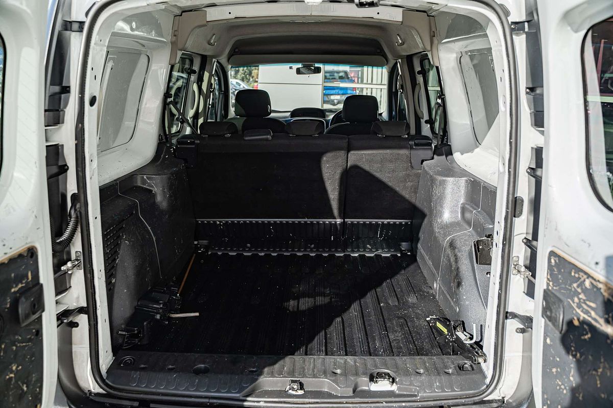 2018 Renault Kangoo Maxi Crew F61 Phase II LWB