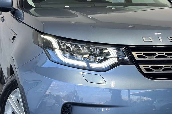 2019 Land Rover Discovery SD6 SE Series 5