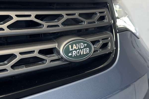 2019 Land Rover Discovery SD6 SE Series 5