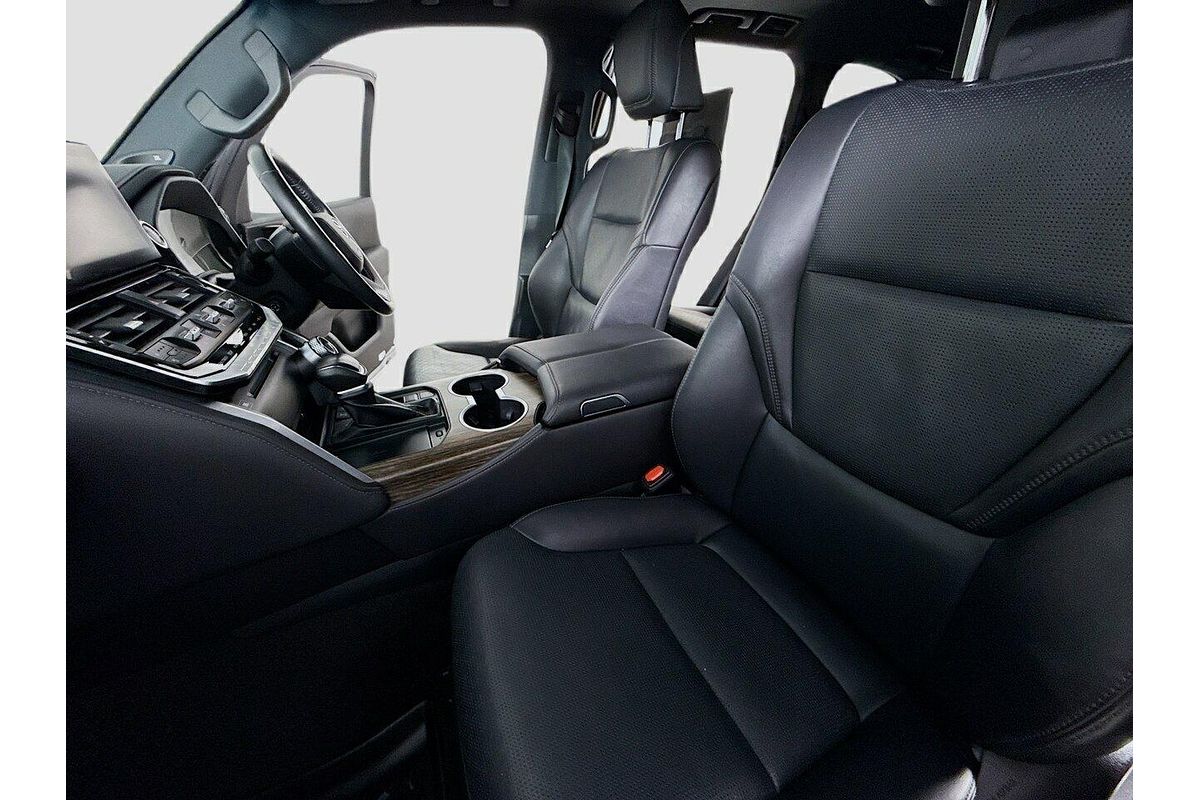 2022 Toyota Landcruiser Sahara FJA300R