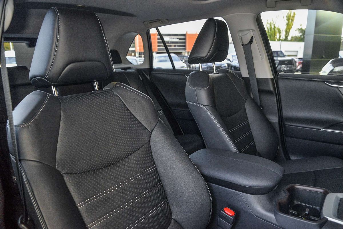 2025 Toyota RAV4 CRUISER (AWD) HYBRID AXAH54R
