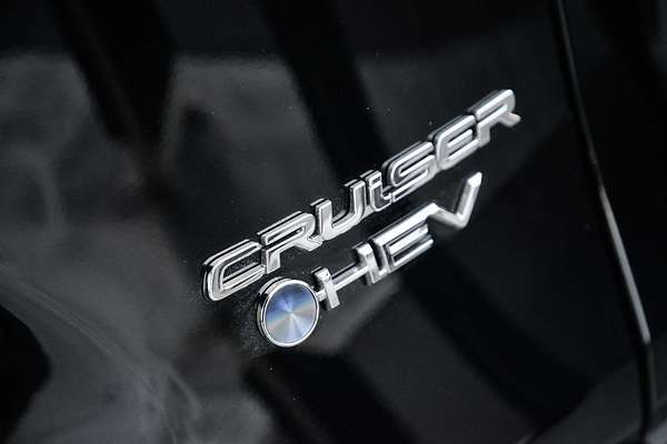 2025 Toyota RAV4 CRUISER (AWD) HYBRID AXAH54R