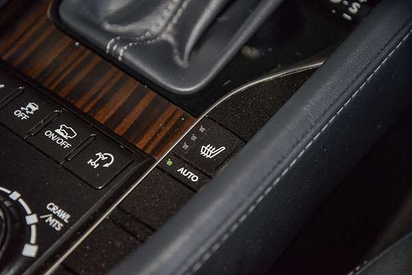 2020 Lexus LX LX450d VDJ201R