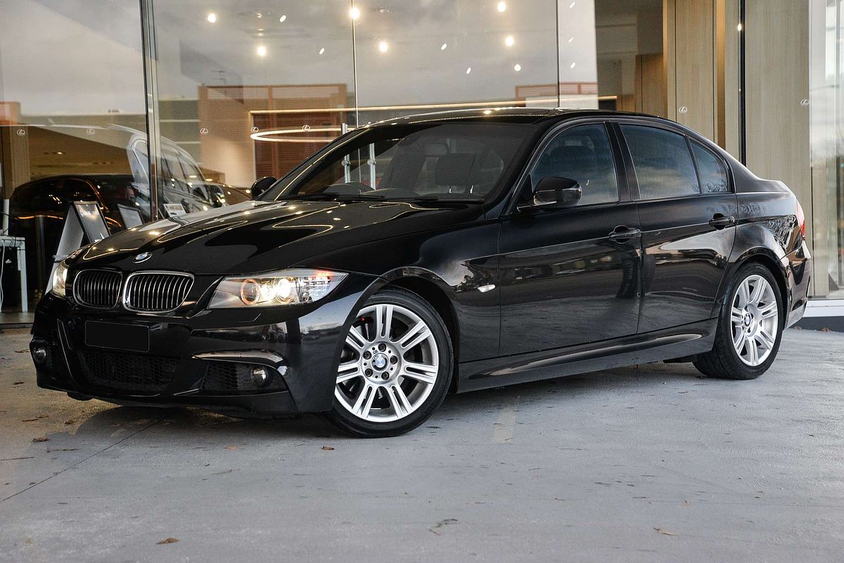 2011 BMW 3 Series 325i Exclusive Innovations E90