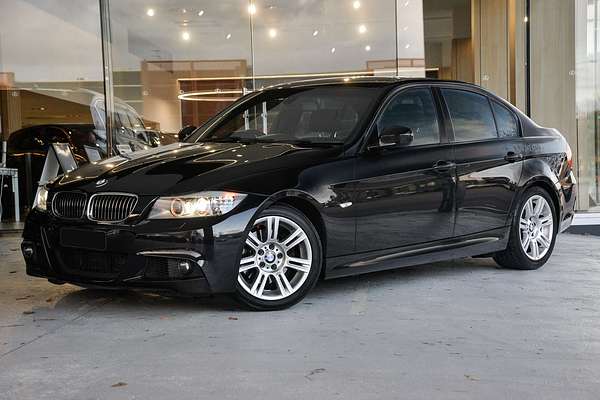 2011 BMW 3 Series 325i Exclusive Innovations E90