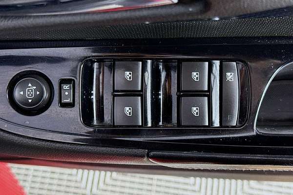 2015 Holden COMMODORE                COMMODORE SS-V REDLINE VF II
