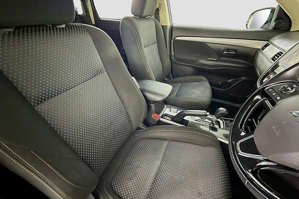 2017 Mitsubishi Outlander LS ZK