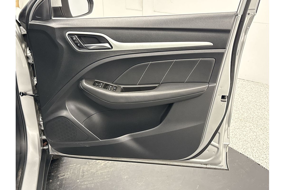 2019 MG ZS Excite AZS1