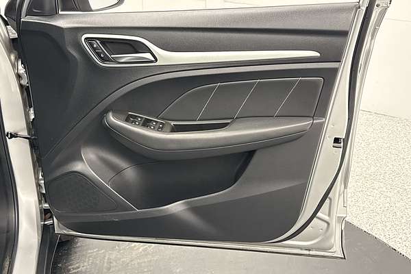 2019 MG ZS Excite AZS1
