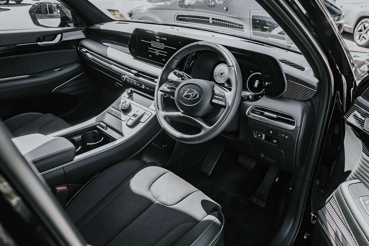 2024 Hyundai Palisade Calligraphy Black Ink LX2.V5