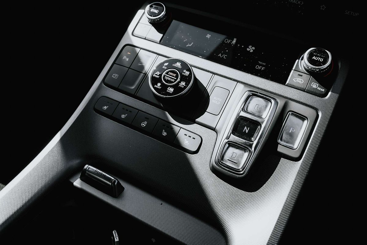 2024 Hyundai Palisade Calligraphy Black Ink LX2.V5