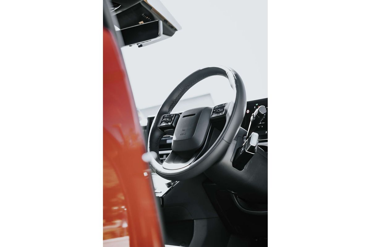 2025 Hyundai Santa Fe Hybrid Calligraphy MX5.V1