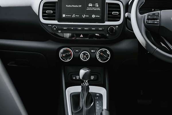 2025 Hyundai Venue Active QX.V5