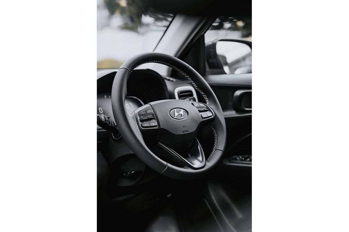 2025 Hyundai Venue Active QX.V5