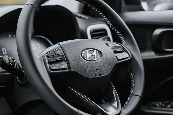 2025 Hyundai Venue Active QX.V5